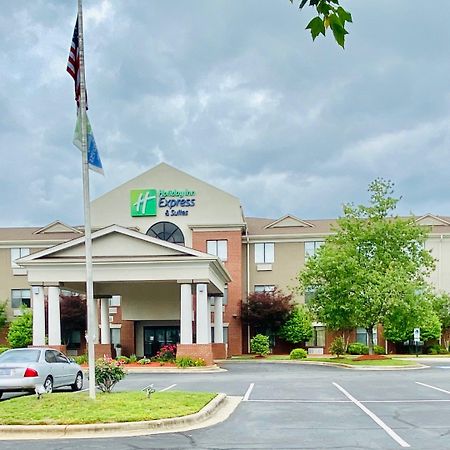里兹维尔智选假日套房酒店 Reidsville 外观 照片