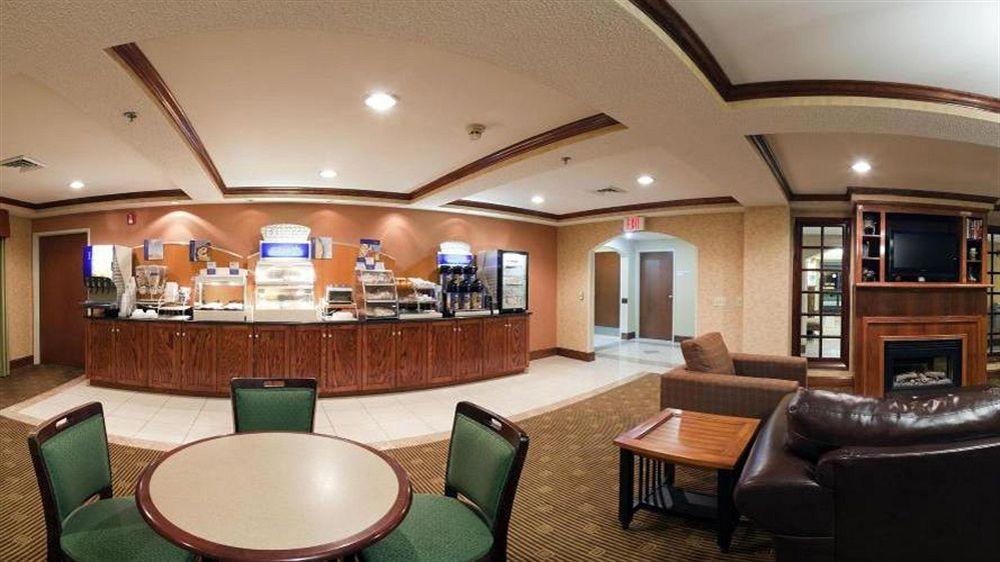 里兹维尔智选假日套房酒店 Reidsville 外观 照片